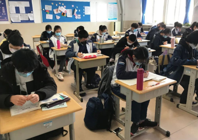 敞开互学互鉴才能让教育的火种燎原四方照亮更多孩子的成长之路