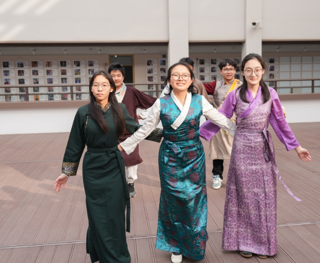 冲刺高考生学习很尽力他们的学习习惯也鼓励自己不断前行